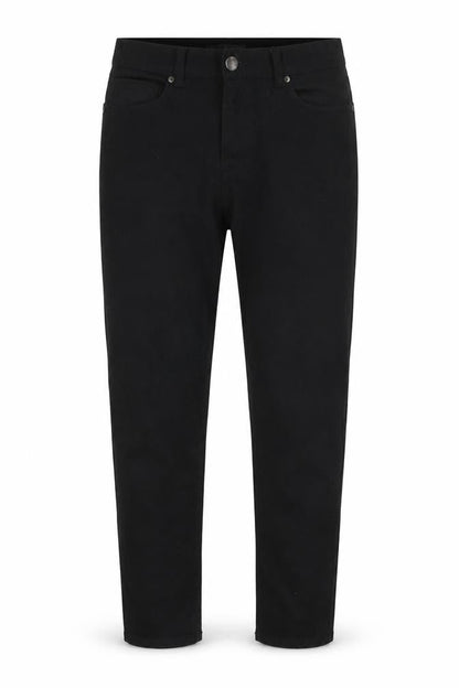 Front view of Denim Co. Men’s Black W34 L30 Slim Stretch Skinny Jeans