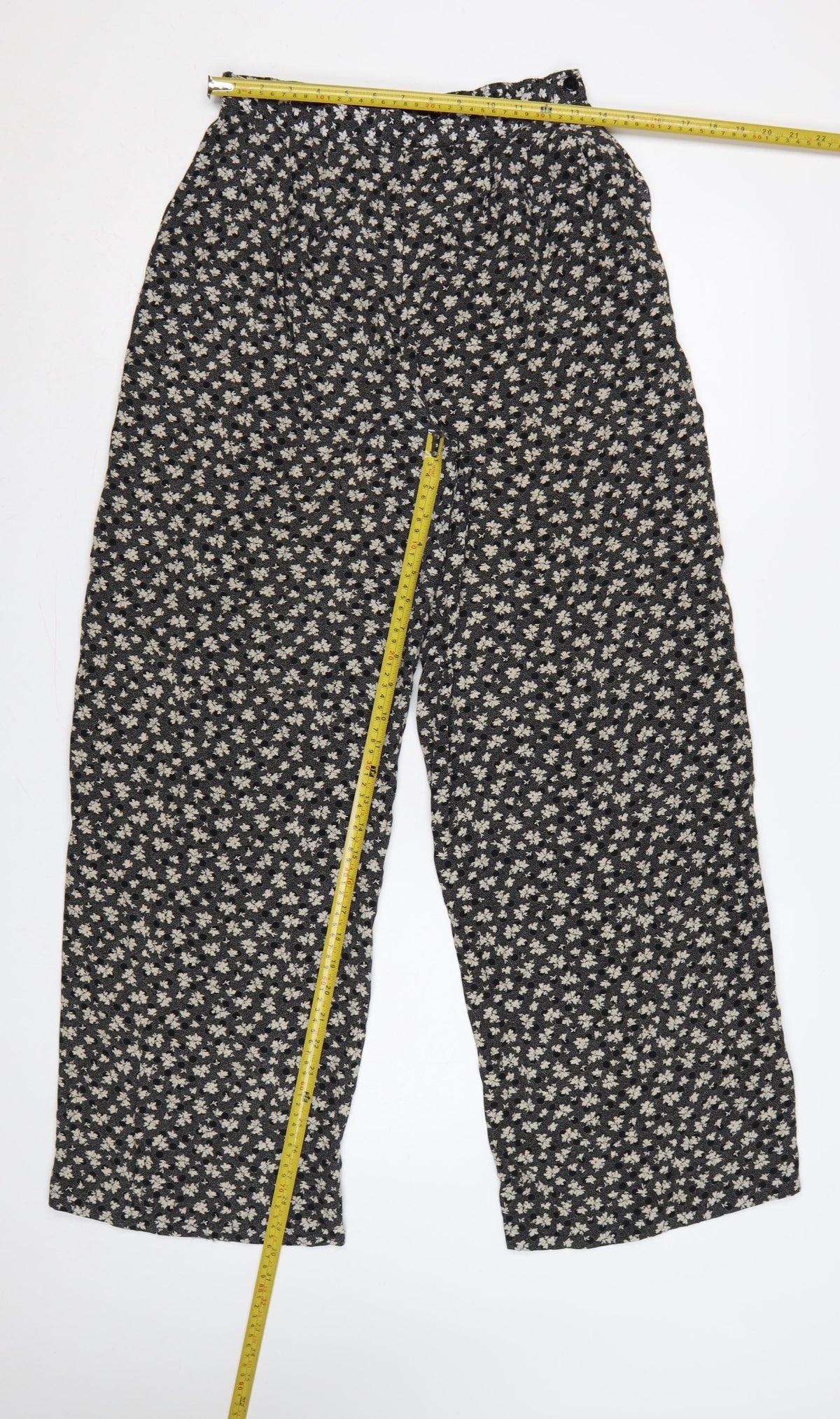 Telleots Women’s Black Floral Wide-Leg High Rise Trousers Size 4