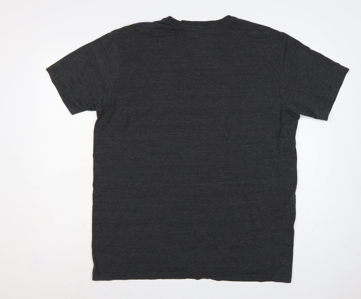 The North Face Men's Black 2XL Slim Fit Bear Graphic T-Shirt