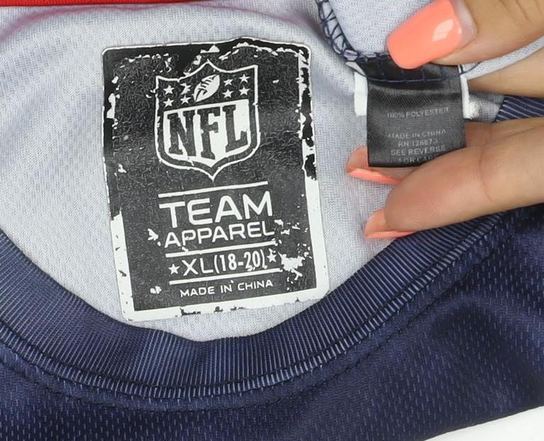 Brand and care label for NFL New England Patriots boys’ blue xl 18-20 graphic jersey t-shirt