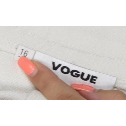 Vogue Women Ivory Size 16 Culotte Button Shorts