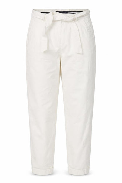 Front view of Crew Clothing Women’s White, size UK 10, Straight Stretch Jeans
