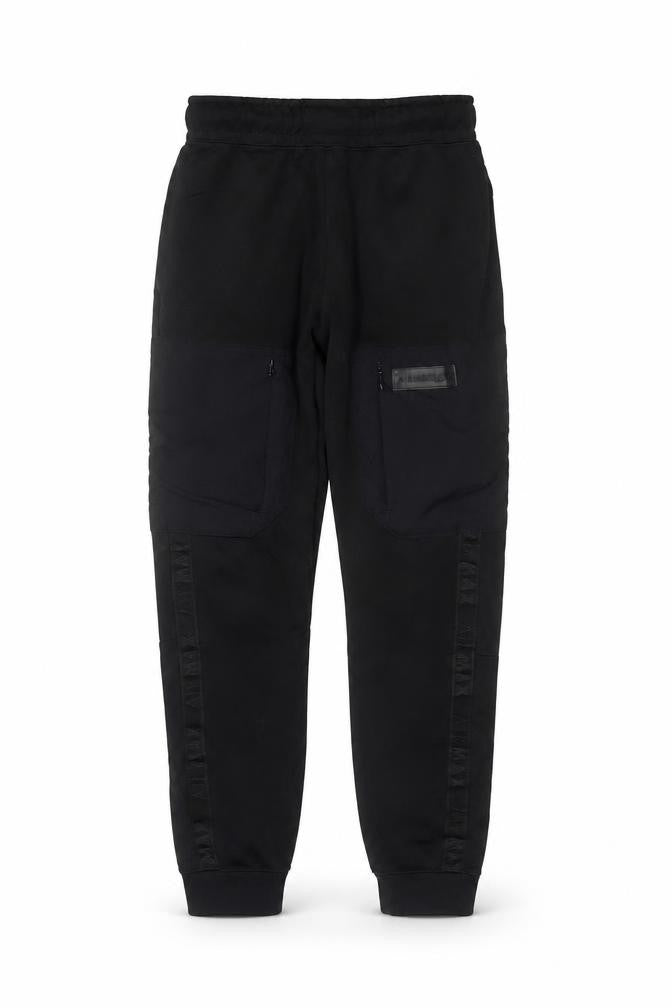 Front view of Nike boys’ black air max jogger trousers, size S, 128-137cm zip pockets