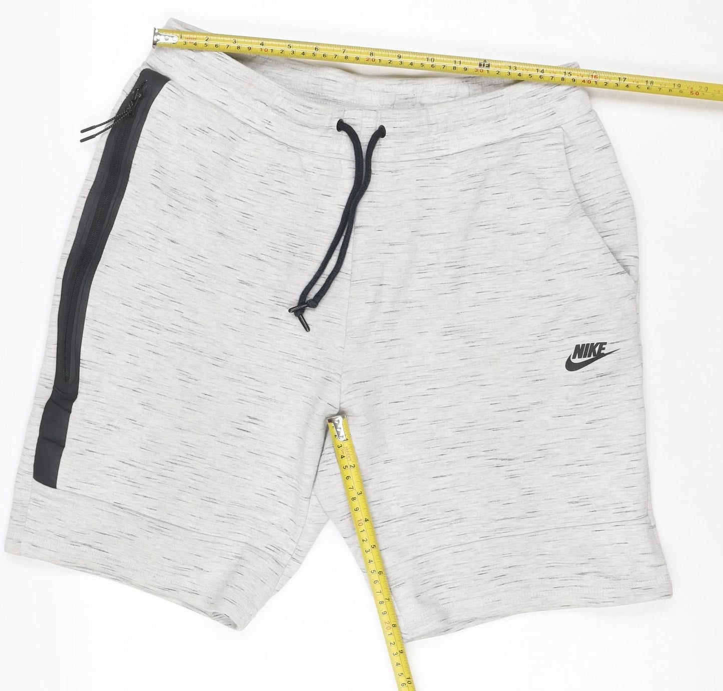 Nike Women’s Grey Marl Sweat Shorts Size L Drawstring Zip Pocket