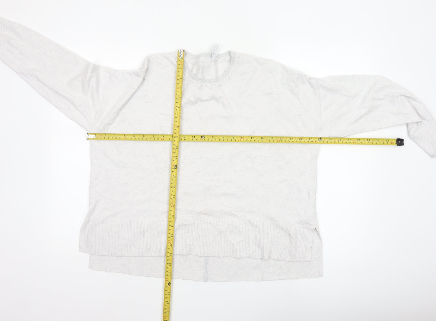 White Label Women’s Silver L Fine Knit Crew Neck Glitter Jumper