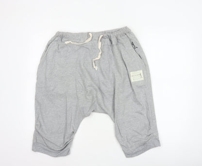 Religion Men's Grey L Sweat Shorts Drawstring Cotton Logo Pockets