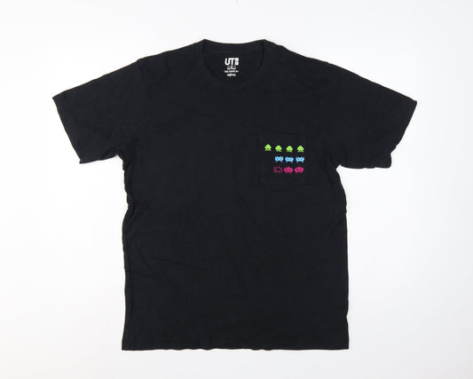 Back view of Uniqlo Men Black M UT Taito Space Invaders Pocket Graphic T-Shirt