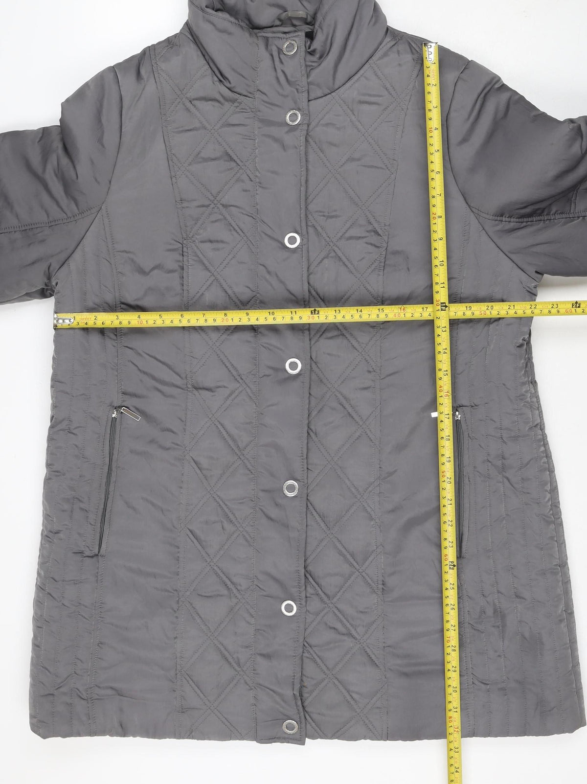 Tigi Women’s Grey Size 20 Quilted Hooded Puffer Jacket