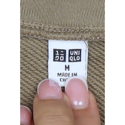 UNIQLO Men’s Brown M Button V-Neck Cardigan Sweatshirt Pockets