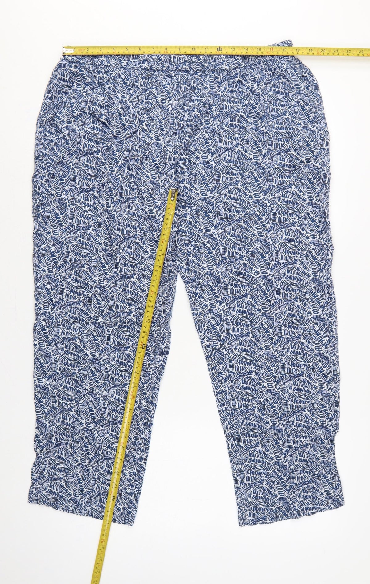 Cotton Traders Women Blue Leaf Print Viscose Cropped Trousers UK 18