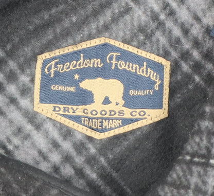 Freedom Foundry Men’s Black Grey Plaid Flannel Button-Up Shirt M
