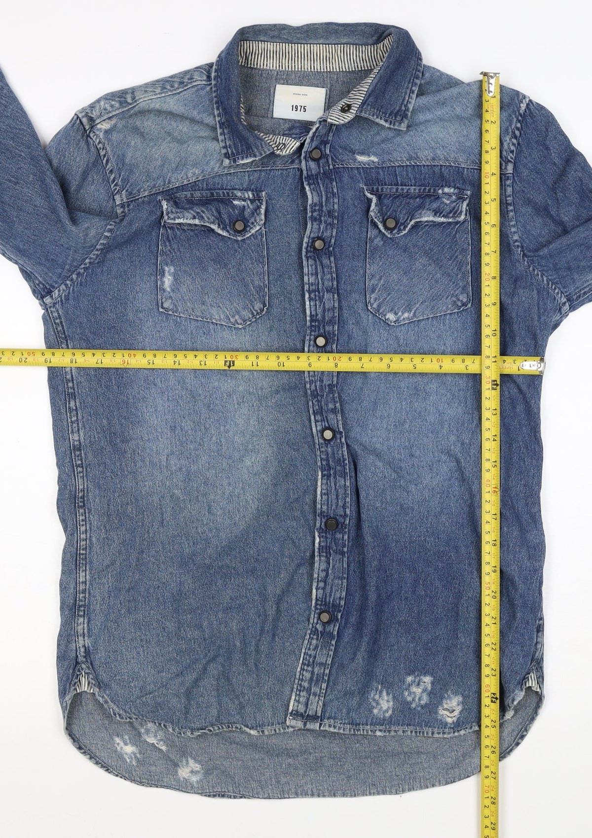 1975 Men’s Blue L Distressed Denim Western Snap Button-Up Shirt