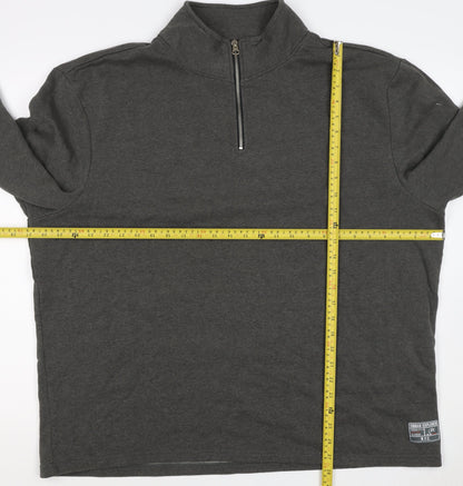 Brand and care label for Livegy Men’s Grey XL 1/4 Zip Fleece Lined High Neck Sweatshirt NYC