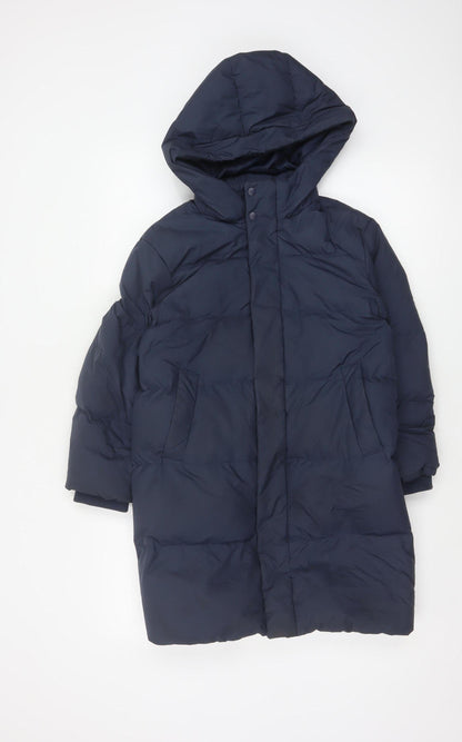 Back view of Uniqlo boys’ blue 7-8 years long hooded down puffer coat
