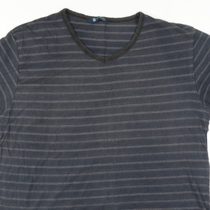 Tom Franks Men’s Black Grey Striped V-Neck Short Sleeve T-Shirt XL