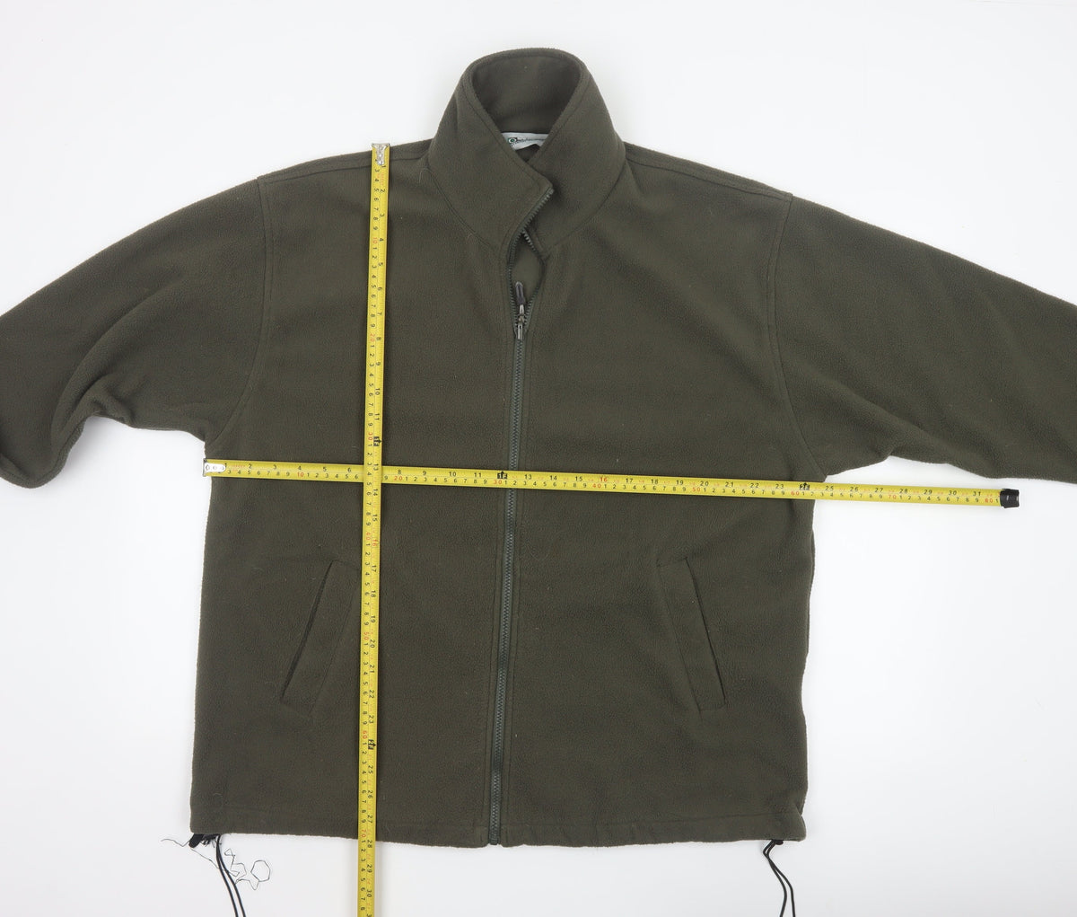 Close-up detail of Outdoorscene Men’s Green M Fleece Full Zip Outdoor Jacket 38-40in