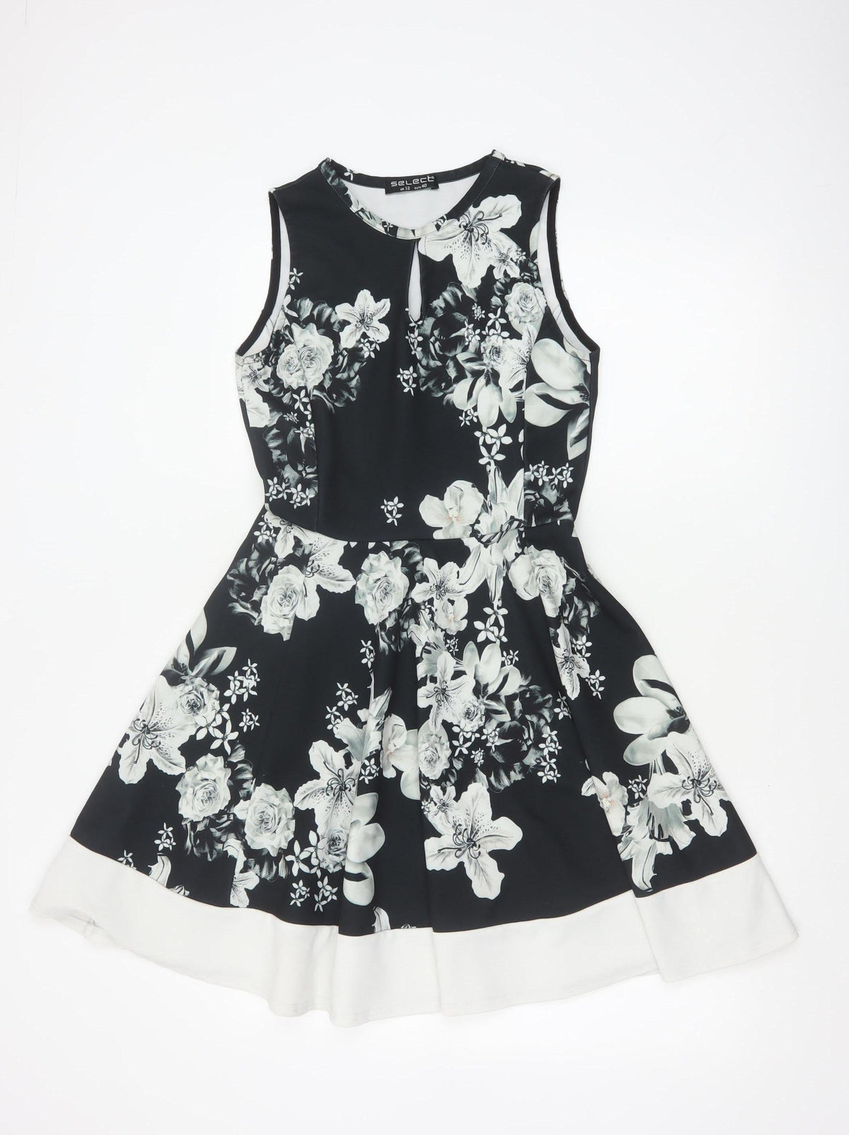 Select Women Black Floral Fit & Flare Knee Length Dress UK 12