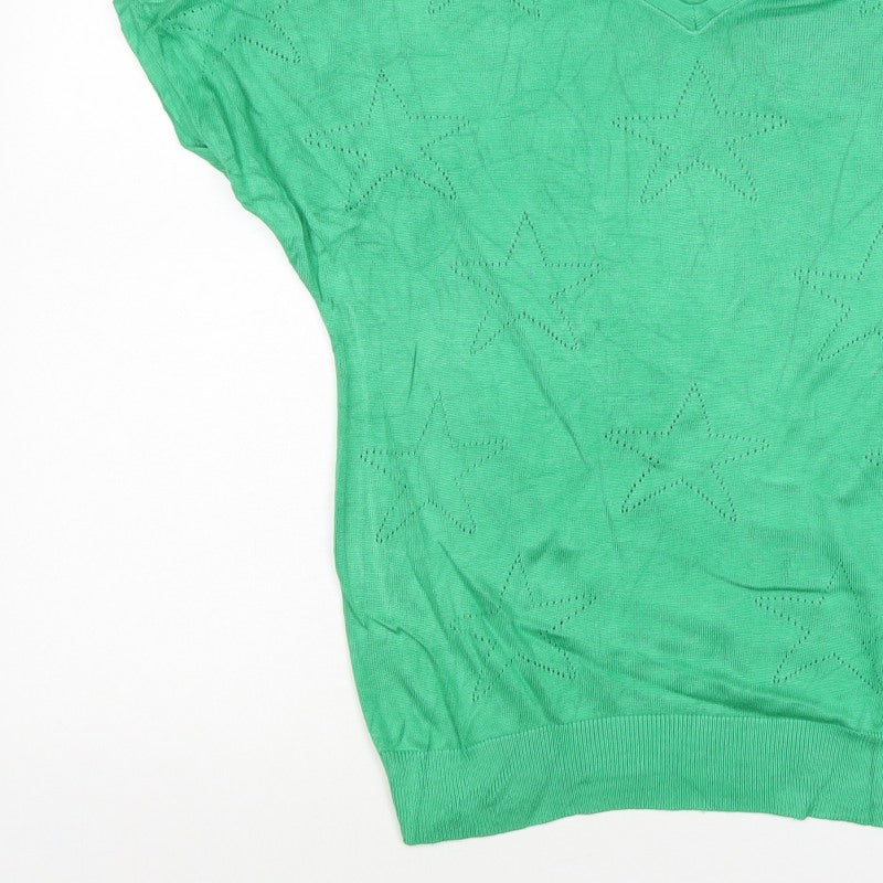 M&Co Women’s Green Size 10 Star Knit V-Neck Relaxed T-Shirt Top