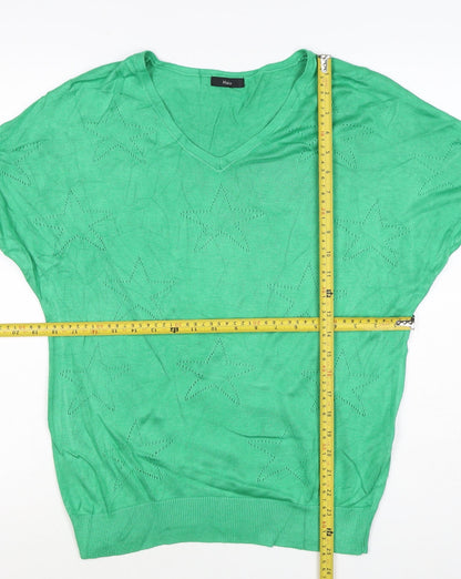 M&Co Women’s Green Size 10 Star Knit V-Neck Relaxed T-Shirt Top