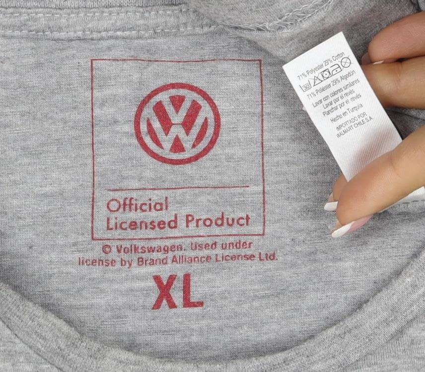 Volkswagen Mens Grey XL Christmas Driving Home Graphic T-Shirt