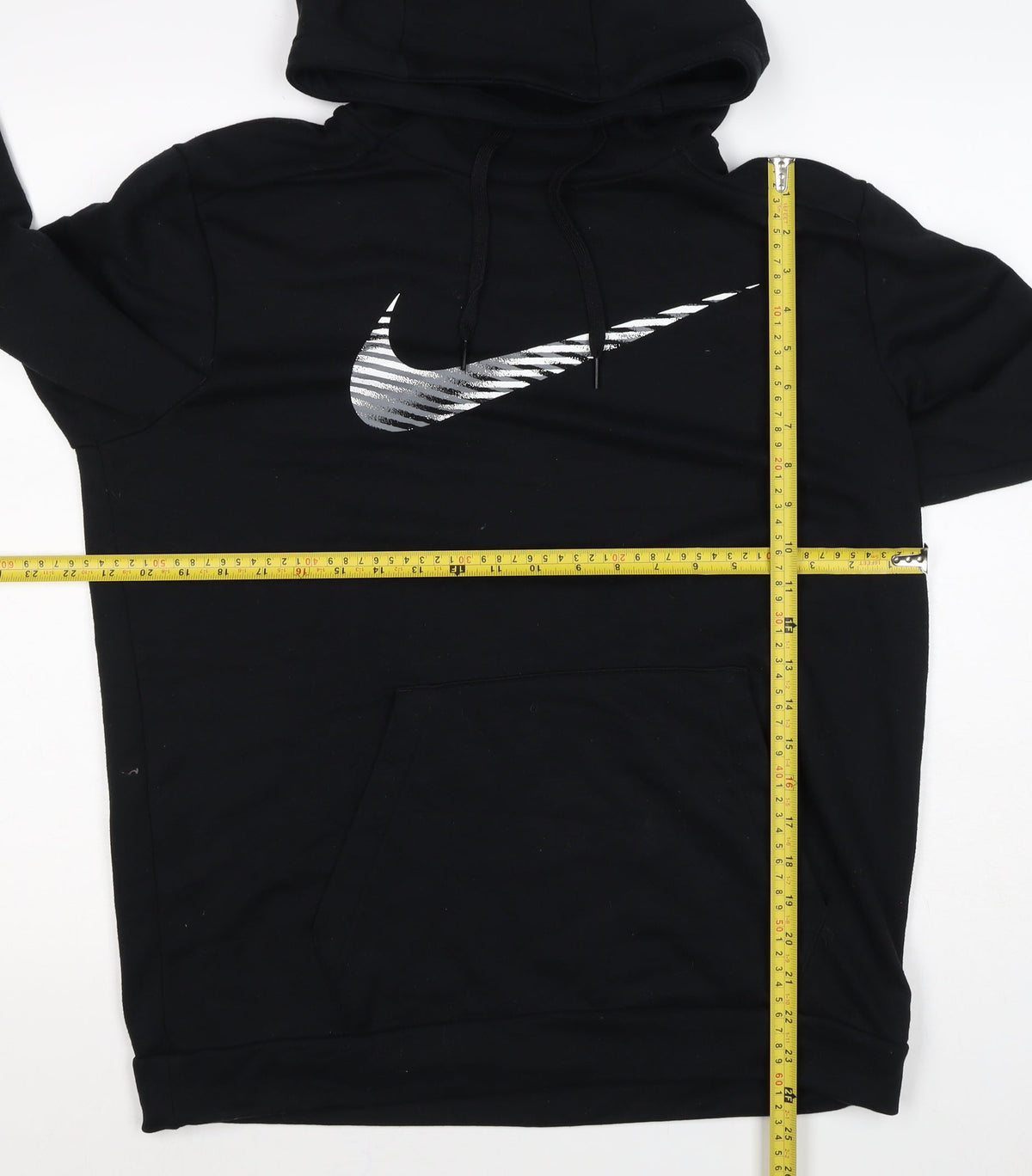 Brand and care label for Nike unisex adults black m pullover hoodie dri-fit swoosh logo