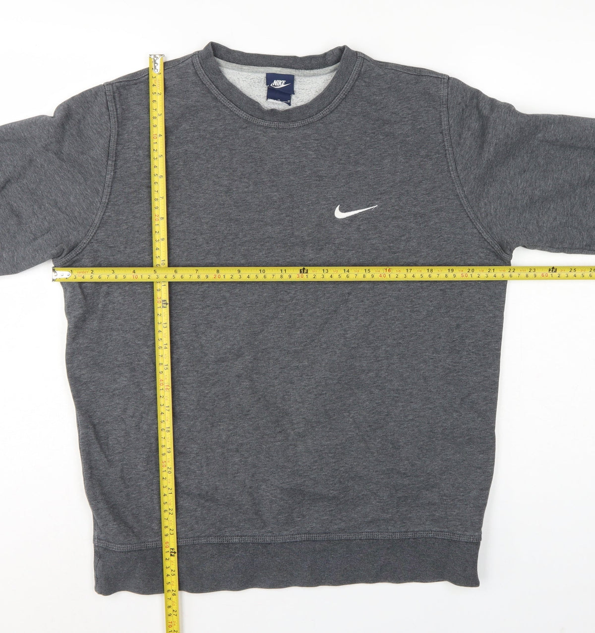 Nike Men’s Grey M Crew Neck Pullover Sweatshirt Logo Fleece