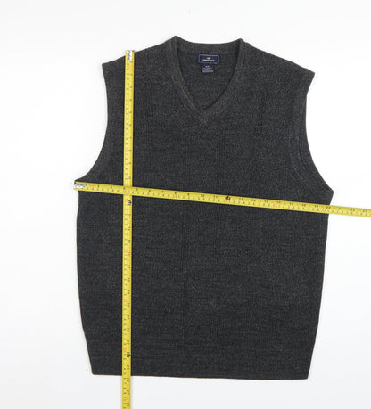 Dockers Men’s Grey M V-Neck Knit Sleeveless Pullover Sweater Vest