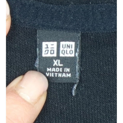 UNIQLO Men’s Black XL HEATTECH Thermal Long Sleeve Crew Neck T-Shirt