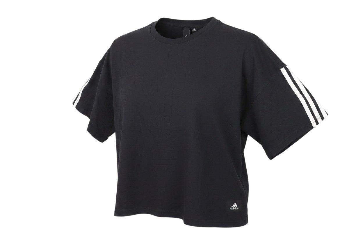 Prewornwholesale Adidas black cropped relaxed fit training t-shirt with signature three-stripe sleeves and logo badge.