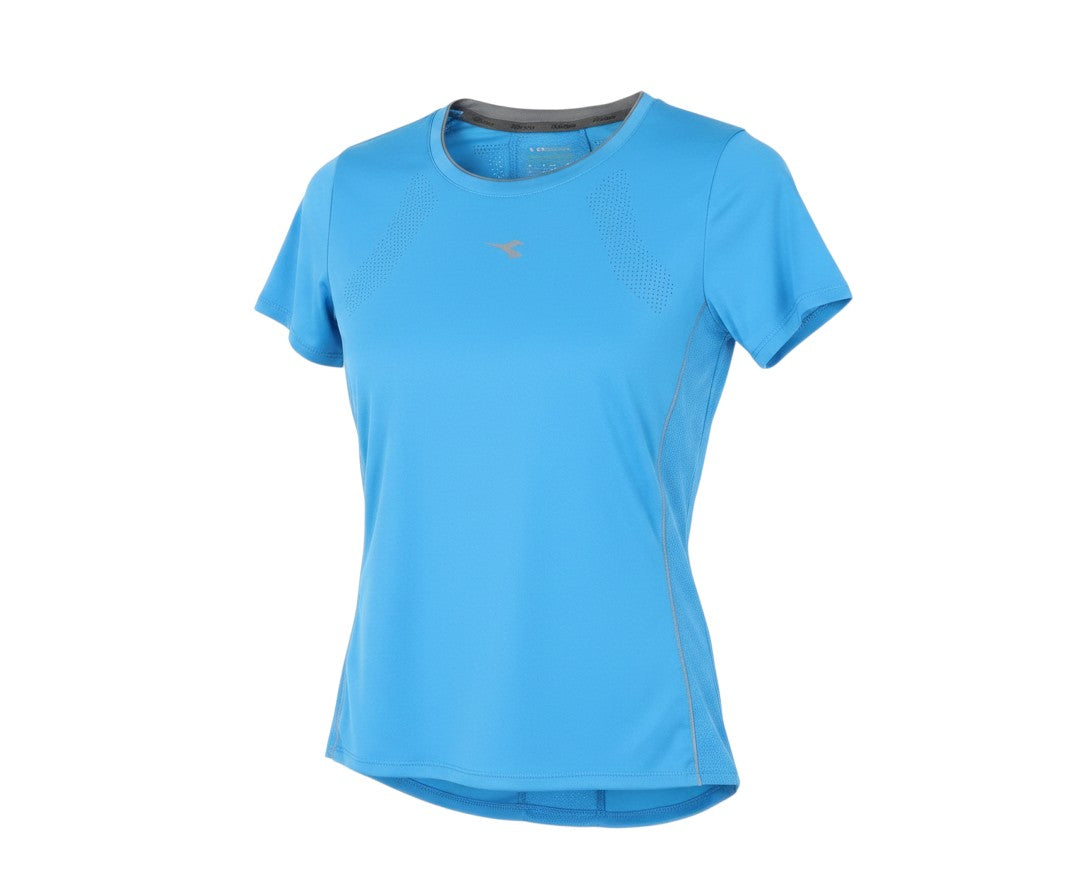 Prewornwholesale Diadora women's blue athletic T-shirt with breathable mesh panels and a round neck for gym training.